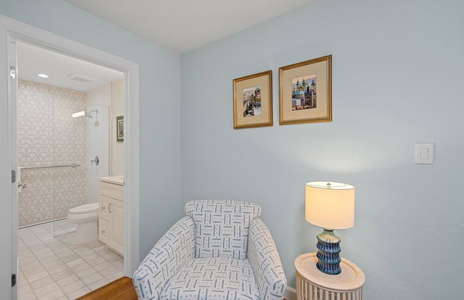 Rovigo Vacation Rental: Spacious Retreat with Panoramic Lake Views in Kings Lake. 4-BR, 4-Bathroom Home with Private Pool, just 3.4 Miles from the Vibrant Fifth Avenue South and Naples Attractions - Foto 7