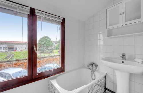 Plaisance-Du-Touch Petite maison calme avec jardin - Photo 8