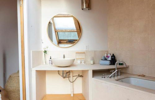 Unique Dome Home With Hot Tub & Piano, on 28 acres - Foto 64