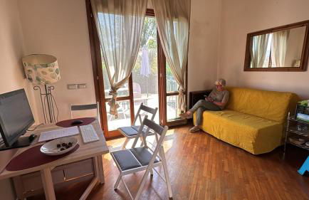 Under The Tuscan Trees - Foto 1