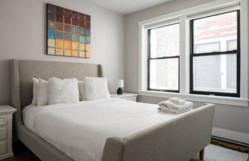 Charming Theater District 1Br - Photo 3