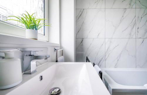 Lovely and spacious 4 bedroom house Burgess Hill - Foto 34