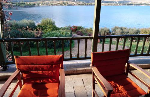 Aphrodite's Coast Retreat House! - Photo 35