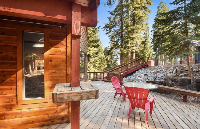 Modern Rustic Retreat - Photo 14