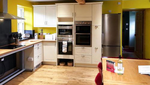 The Moat House - Photo 5