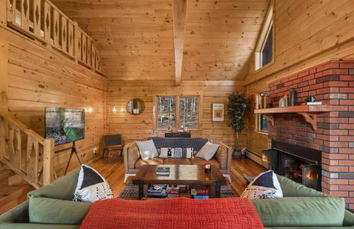 Lakefront Log Cabin, Private Lake Access w/Peloton - Foto 62