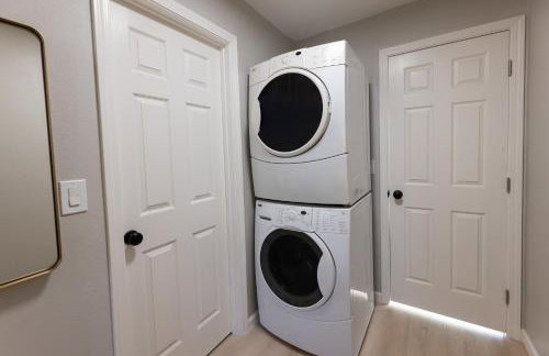 Comfortable Willow Glen Home w Central AC&Heater - Foto 6