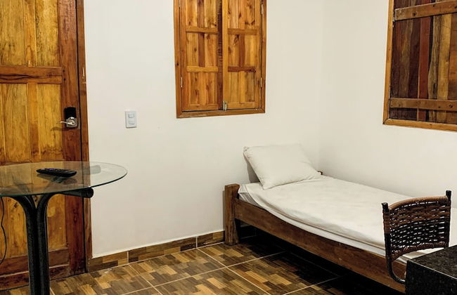 Charmoso Chalé Surf com A/C a 5 Min da Praia - Foto 8