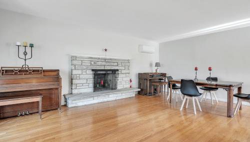 Spacious 2 bedroom home in Niles, Illinois with office, full kitchen and 2 baths - Foto 4