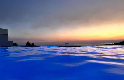 ANESSIS Villas and Suites - Photo 3