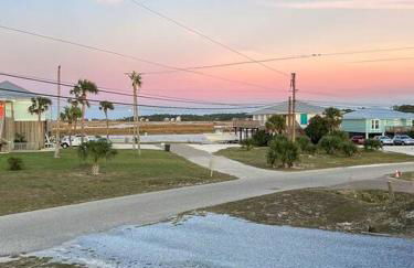 Walk to beach, bring your boat - Foto 3