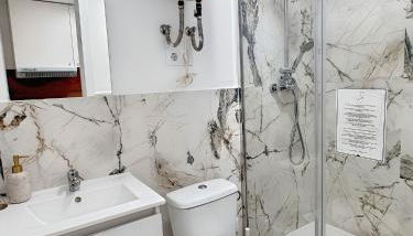 Estudio acogedor y confortable cerca al centro de Valencia - Photo 4