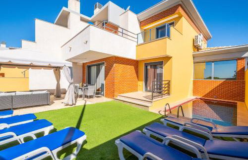 Cozy villa with pool and Barbecue - Foto 1