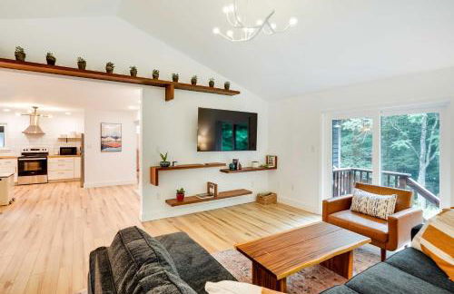 Fully Remodeled Saugerties Retreat on 7 Acres! - Foto 1