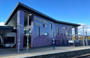 Modern 3-Bed plus Office - Walk to Bicester Village - Foto 25