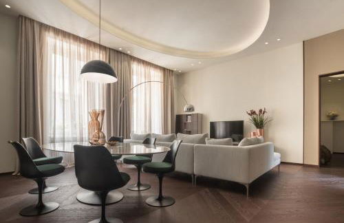 Sant'Ambrogio Luxury Apartment R&R - Photo 3