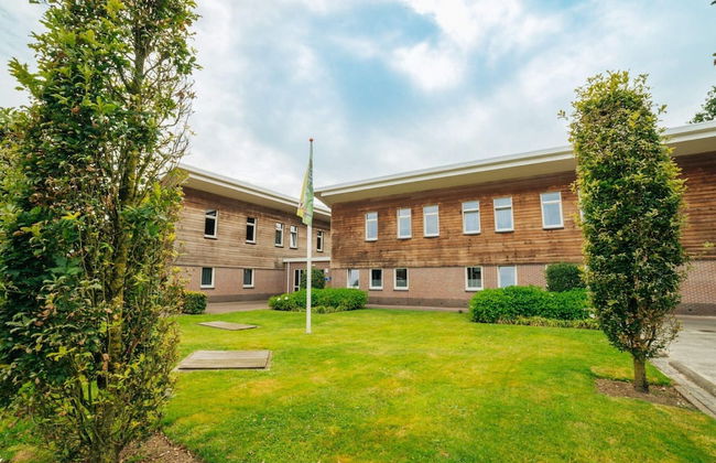 Holiday Home for Group With Sauna and Pool - Photo 36