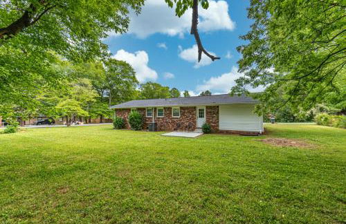 Ranch Style Home & Plenty Of BKYD Space Near KSU - Foto 19
