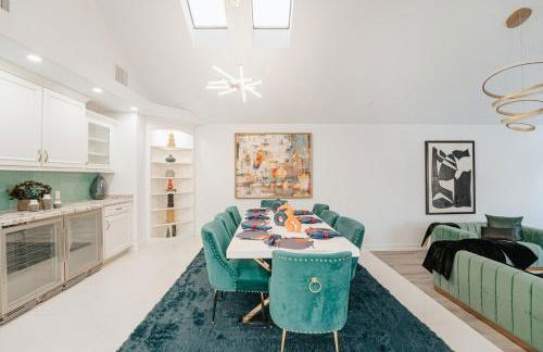 Beachfront Oasis w Htd Pool Cinema Game-Room Tiki - Foto 34