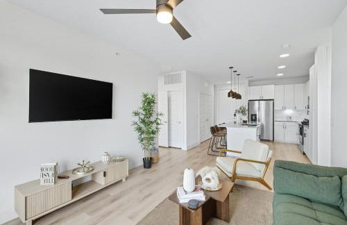 99 Modern 2B2B Near Stockyards, Resort Pool & Gym, 7M to Dickies Stadium, 15M to AT&T stadium - Foto 6