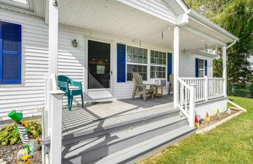 Lake View Dog-Friendly Home with Yard and Fire Pit! - Photo 20