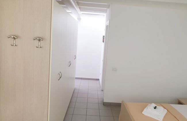 APPARTAMENTI CASA IDEALE LECCO - Foto 3