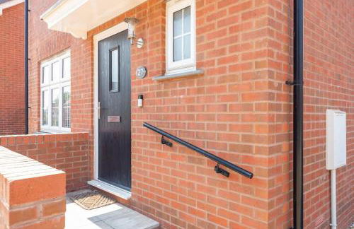 Detached Modern 3 Bedroom House - Photo 13