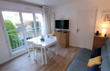 200m de la mer Piscine WIFI T3 38 m2 6 pers 2 chambres Ascenseur - Photo 8