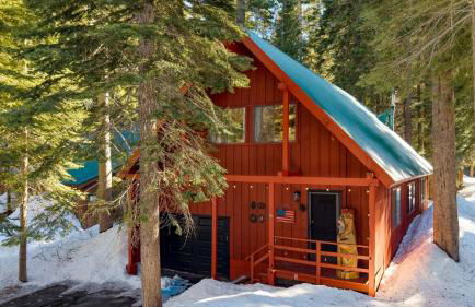 Mountain Cabin w/ Fireplace, Balcony & Easy Ski Access Bear Americana - Foto 1