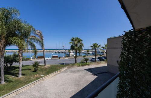Meraki Home - 30 m dal mare, vista mare, wifi e parcheggio coperto gratuito - Appartamento a San Lorenzo al Mare - Photo 21