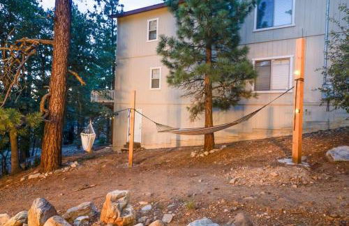 Pine Den Cabin: Arcade+Fire Pit+BBQ - Foto 72