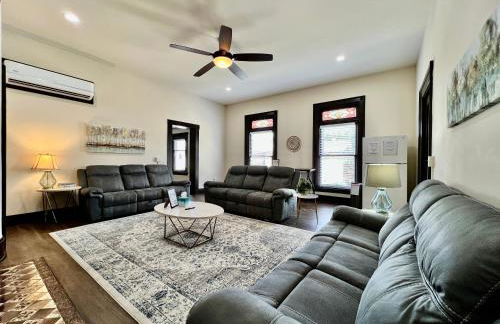 Newly Renovated Historic mansion ☆ 8 Bedrooms - Foto 51