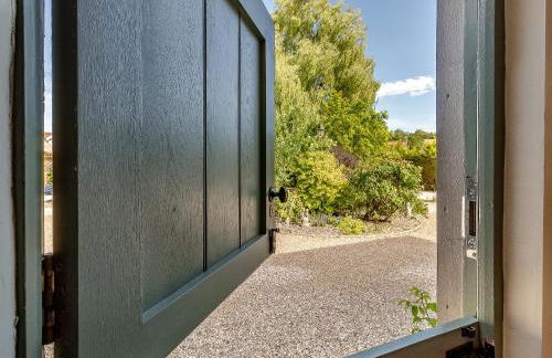 Queens Barn - Photo 28