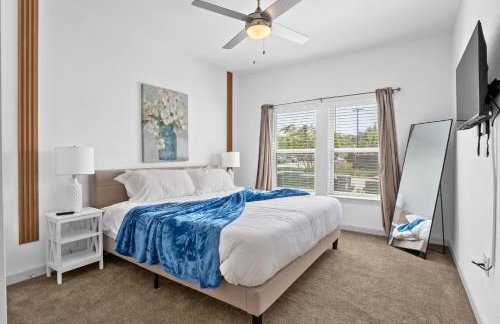 Chic 1BR Apt| King Bed| Pool| Gym| Close 2 Beach. - Foto 12