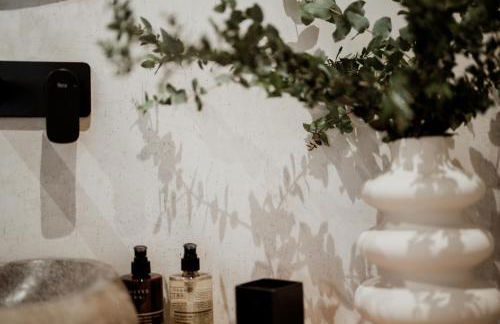 Kalani Residence - Photo 49