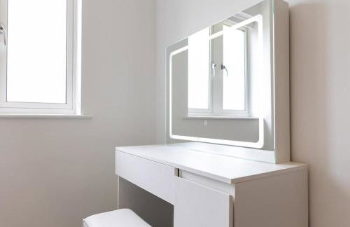 Cardiff Bay Retreat 2 Bed Apartment Free Parking - Foto 18