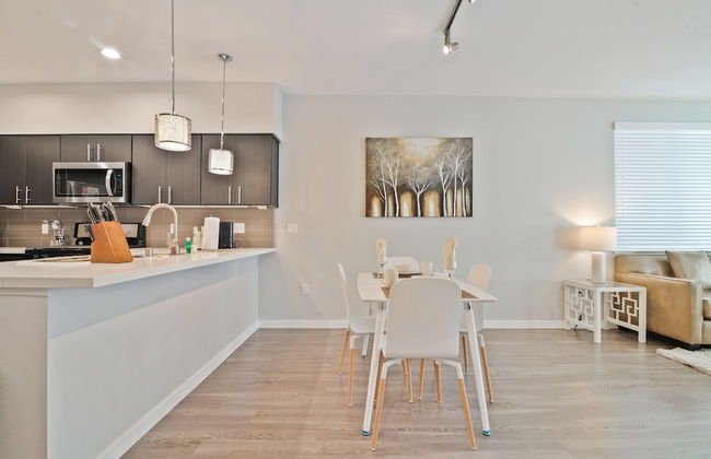 Global Luxury Suites in Menlo Park - Photo 17