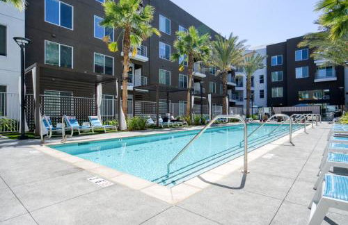 Blueground East Industrial pool nr Central Park SFO-2045 - Foto 22