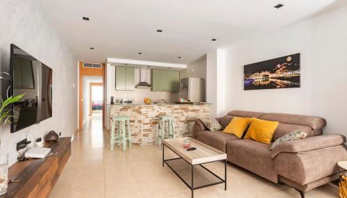 CastelPlace beach con plaza de Garage incluida, free parking and AC - Photo 3