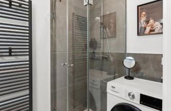 kitchenroombed - Top City-Lage I nahe Hbf I Aufzug I Tiefgarage I Terrasse I Business - Travel - Family - Foto 12