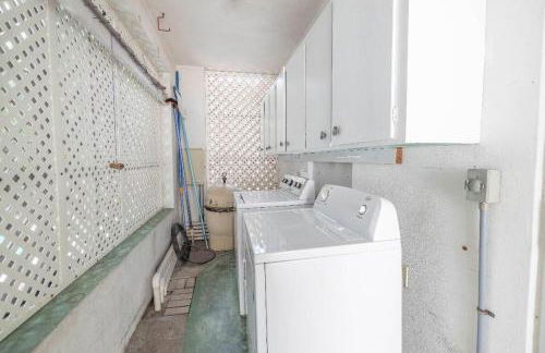 Comfy and quiet Steps to fun events downtown - Foto 25