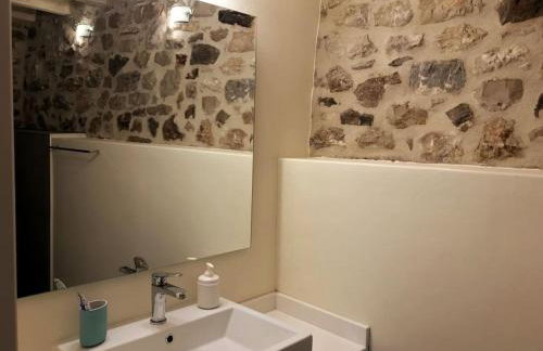 Footpath House / Ολόκληρο σπίτι στο Μεγάλο Χωριό - Photo 14