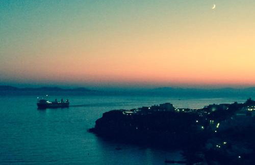 Mykonos Beachfront House with Sunset & Delos View - Foto 4