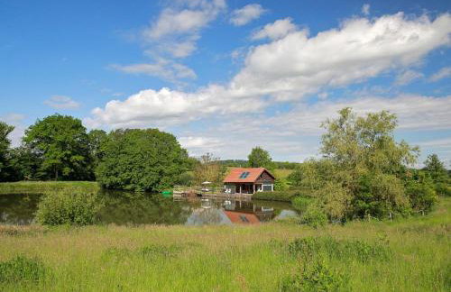 Une Maison de Campagne Atypique au Bord de L'eau - Foto 44