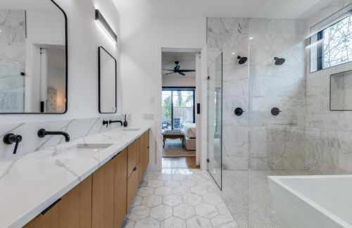 Mod Squad - Photo 37