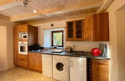 Ancien pigeonnier restauré avec terrasse, terrain clos et équipements bébé à Sarlanges, Retournac - FR-1-582-167 - Foto 8