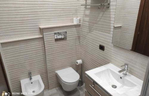 Top Apartments Roma 2 Metro A Free Parking - Foto 13