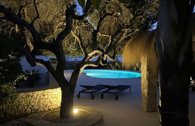 Relax in Luxury at This Stunning Seaside Villa - Photo 63