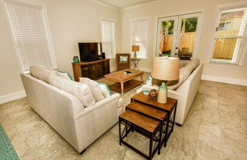 Wanderlust - Modern Home Close to the Beach Private Pool - Foto 2