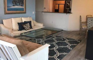 Luxurious, family-friendly 3BR condo on the water - Foto 5